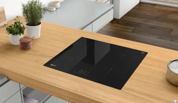 best-13-amp-induction-hobs-uk-2022-hob-guide